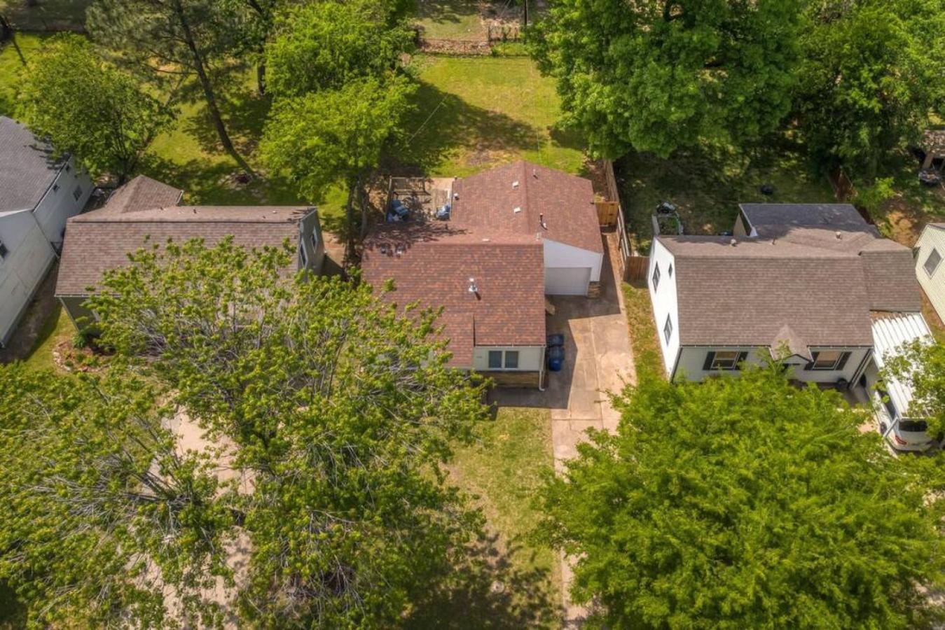 Trendy In Tulsa Villa Exterior photo