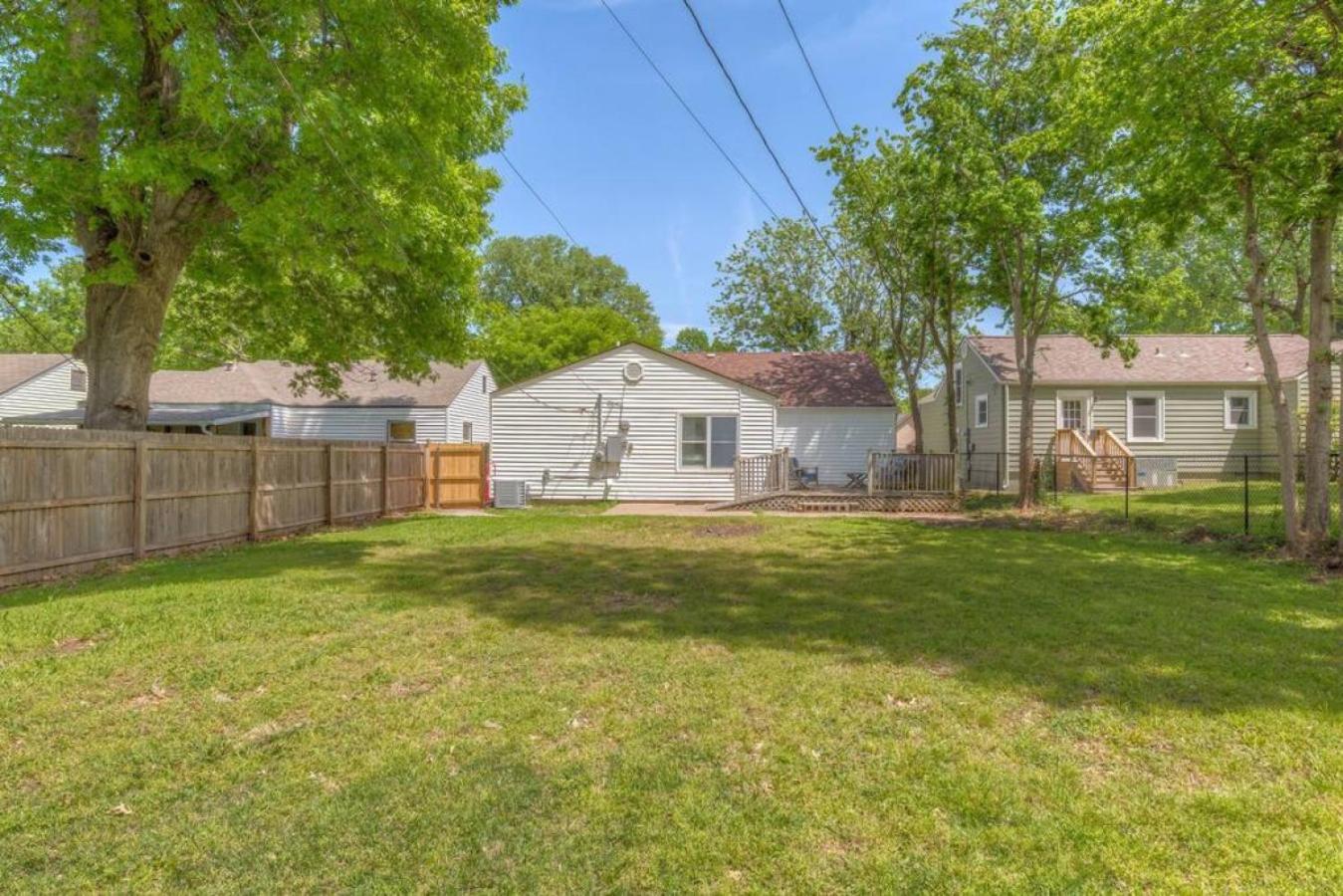 Trendy In Tulsa Villa Exterior photo