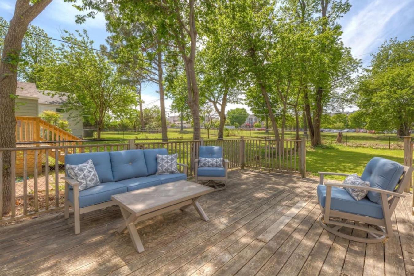 Trendy In Tulsa Villa Exterior photo